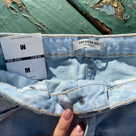 EUC American Bazi Asymmetrical Denim checkered Skirt. Size M. **NOT NEW** - Picture 4 of 5